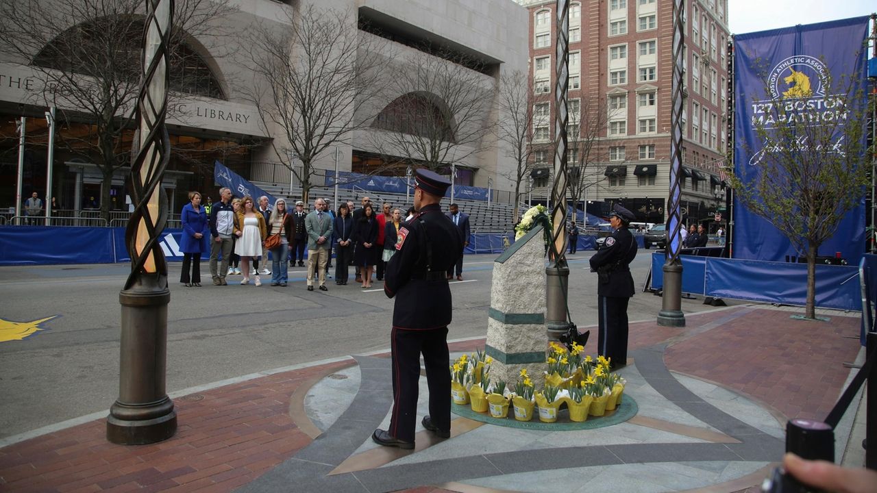 Bostonians Remember Deadly Marathon Bombing 10 Years Later - Newsday