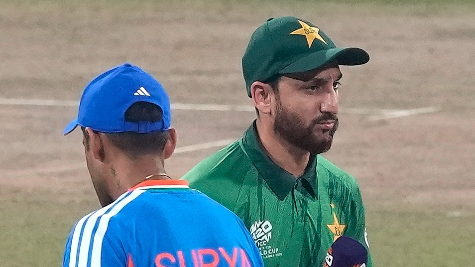 India beats Pakistan by 61 runs in marquee group game at T20 World Cup ...
