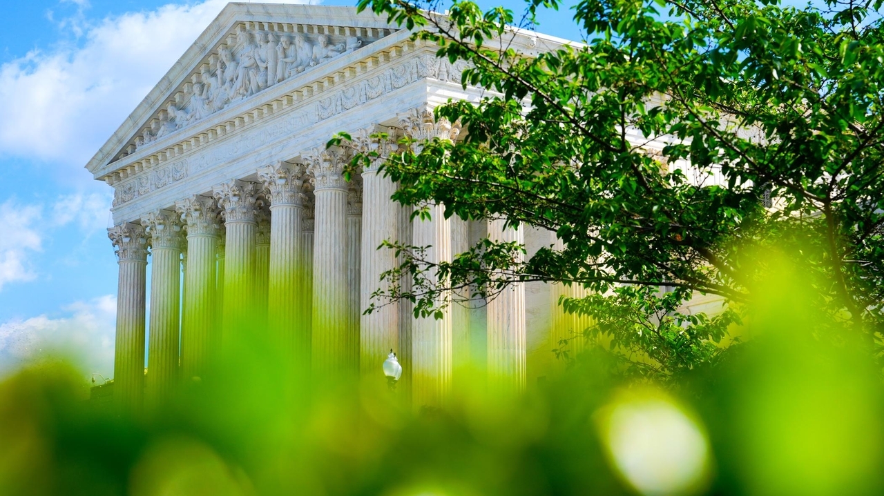 Supreme Court to weigh Trump administration push to end protections for Haitian, Syrian migrants