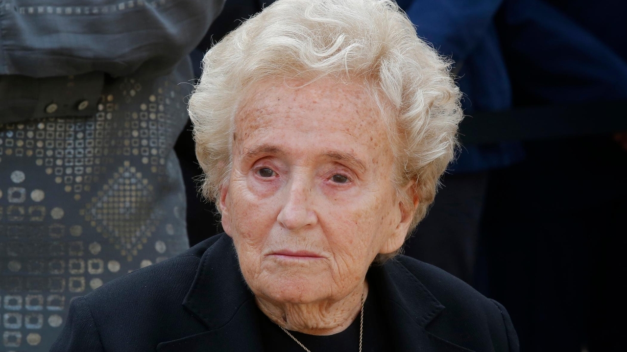 bernadette-chirac-formidable-former-first-lady-of-france-who-built