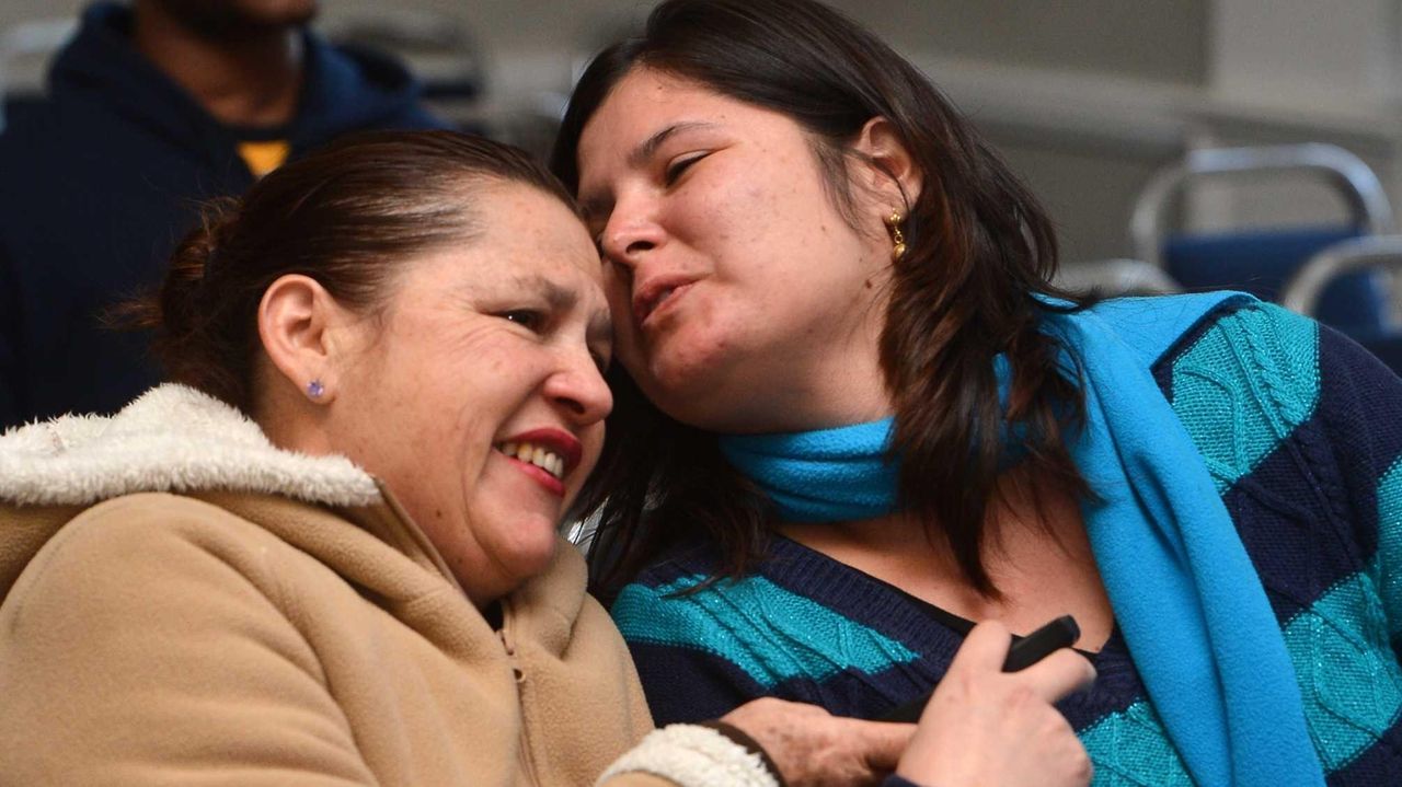 Islip Town residents win housing lottery Newsday