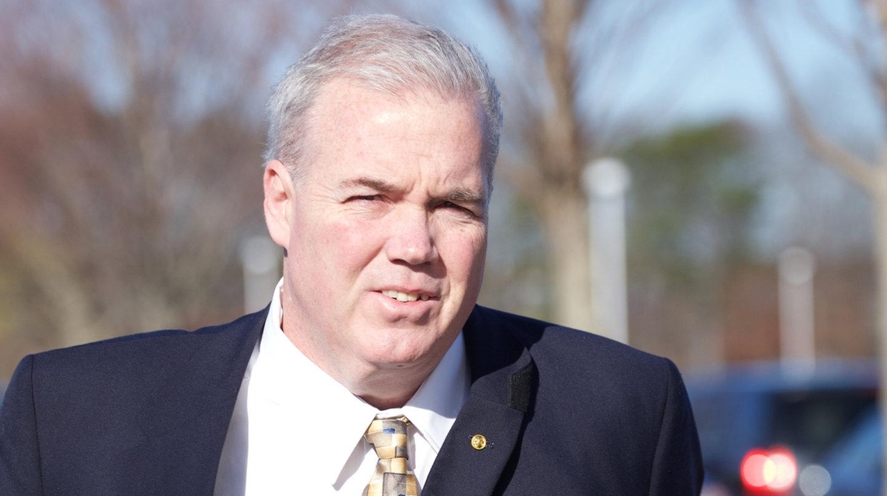 Edward Walsh’s conviction raises questions about benefits - Newsday