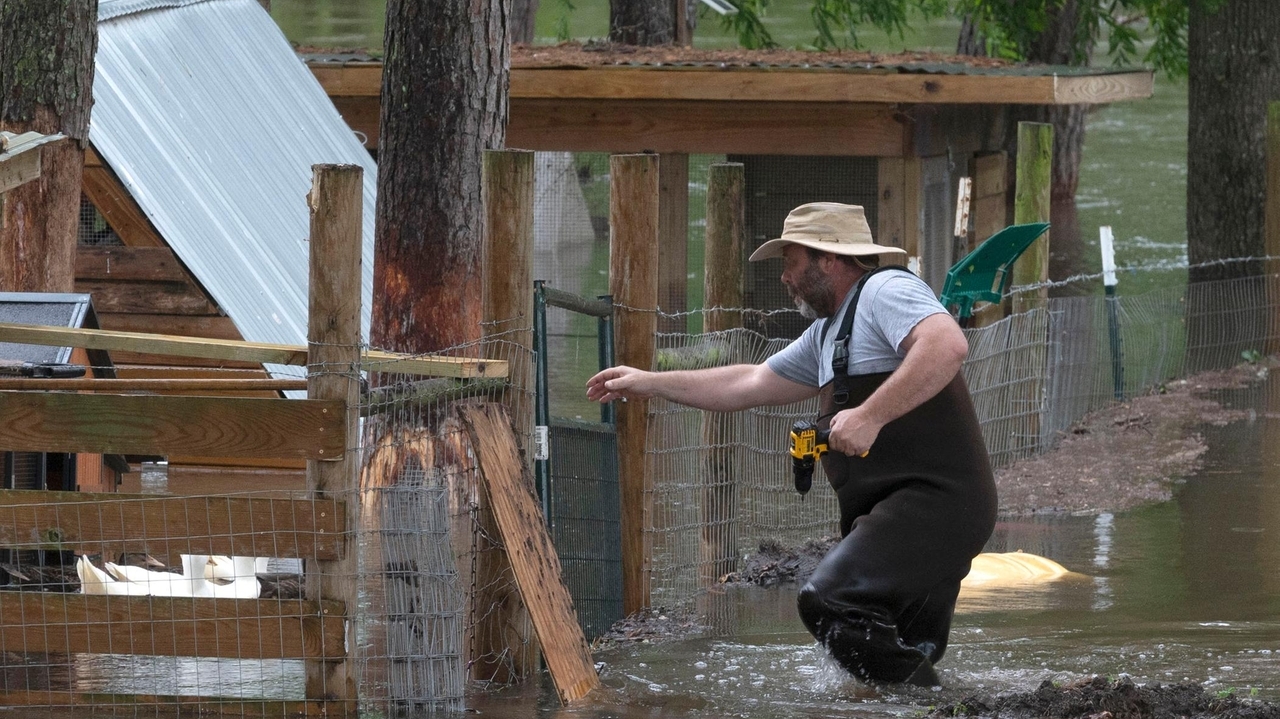 As storms move across Texas, 1 child dies after being swept away in ...
