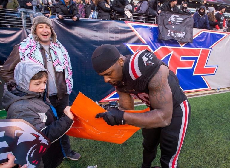 New York Guardians open rebooted XFL season with a win at MetLife Stadium -  Newsday