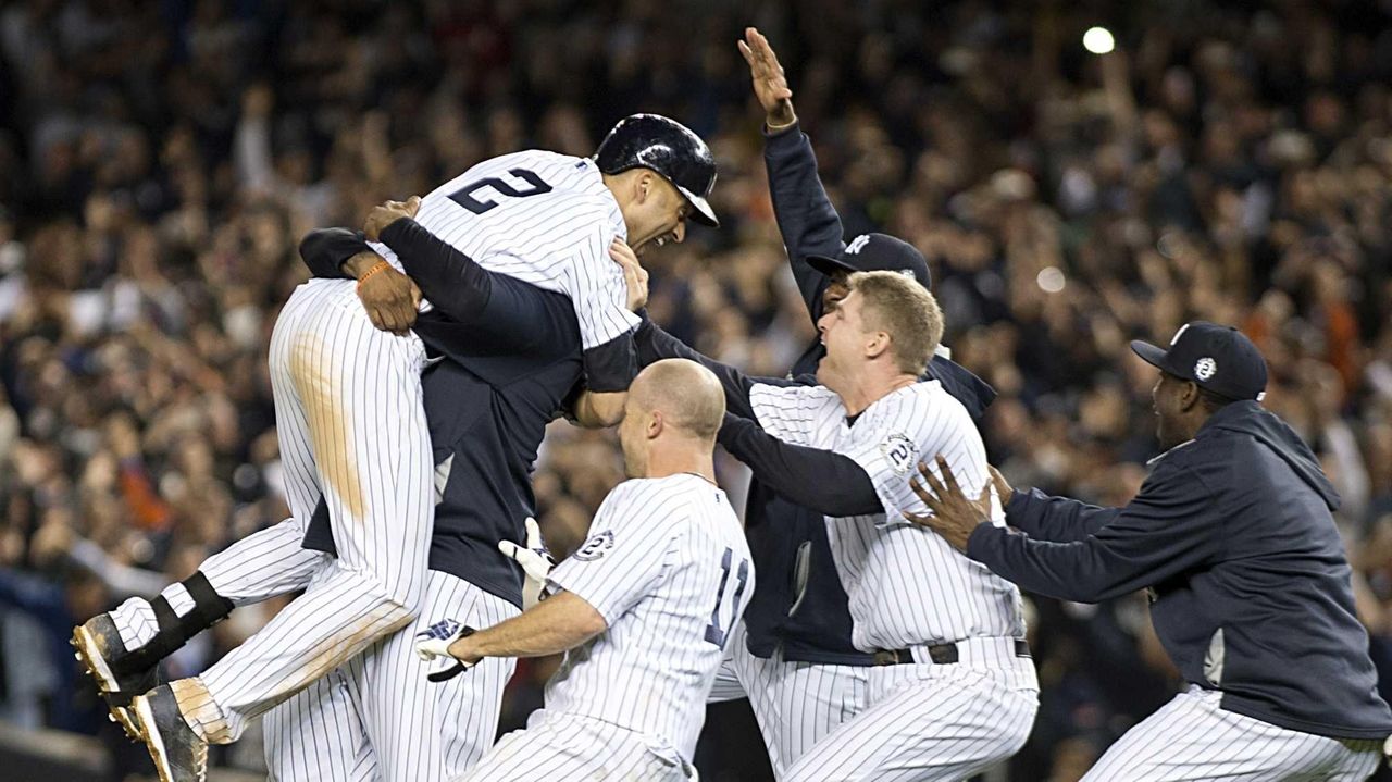 Derek Jeter ends Yankee Stadium farewell with game-winning hit