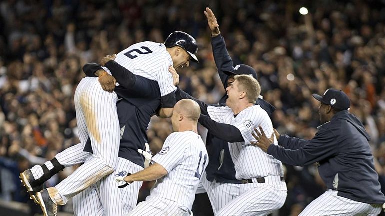 Derek Jeter's fond farewell doesn't end well for Angels in 9-2