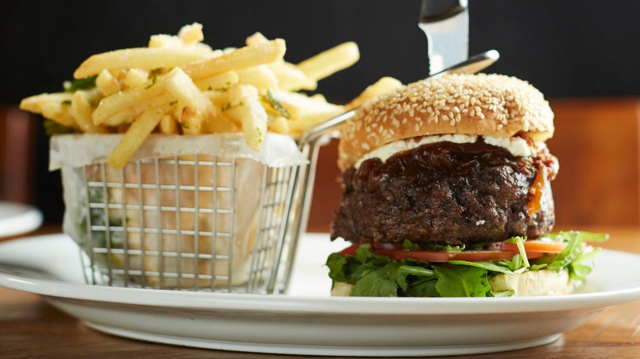 Snaps American Bistro closes in Rockville Centre Newsday