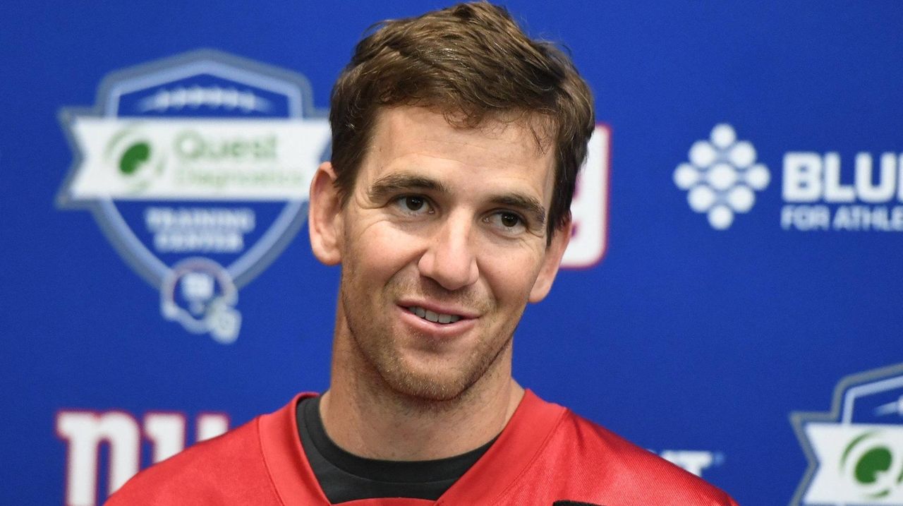 Eli Manning's advice for QBs Jones and Wilson on how to cope with bad press  in the Big Apple