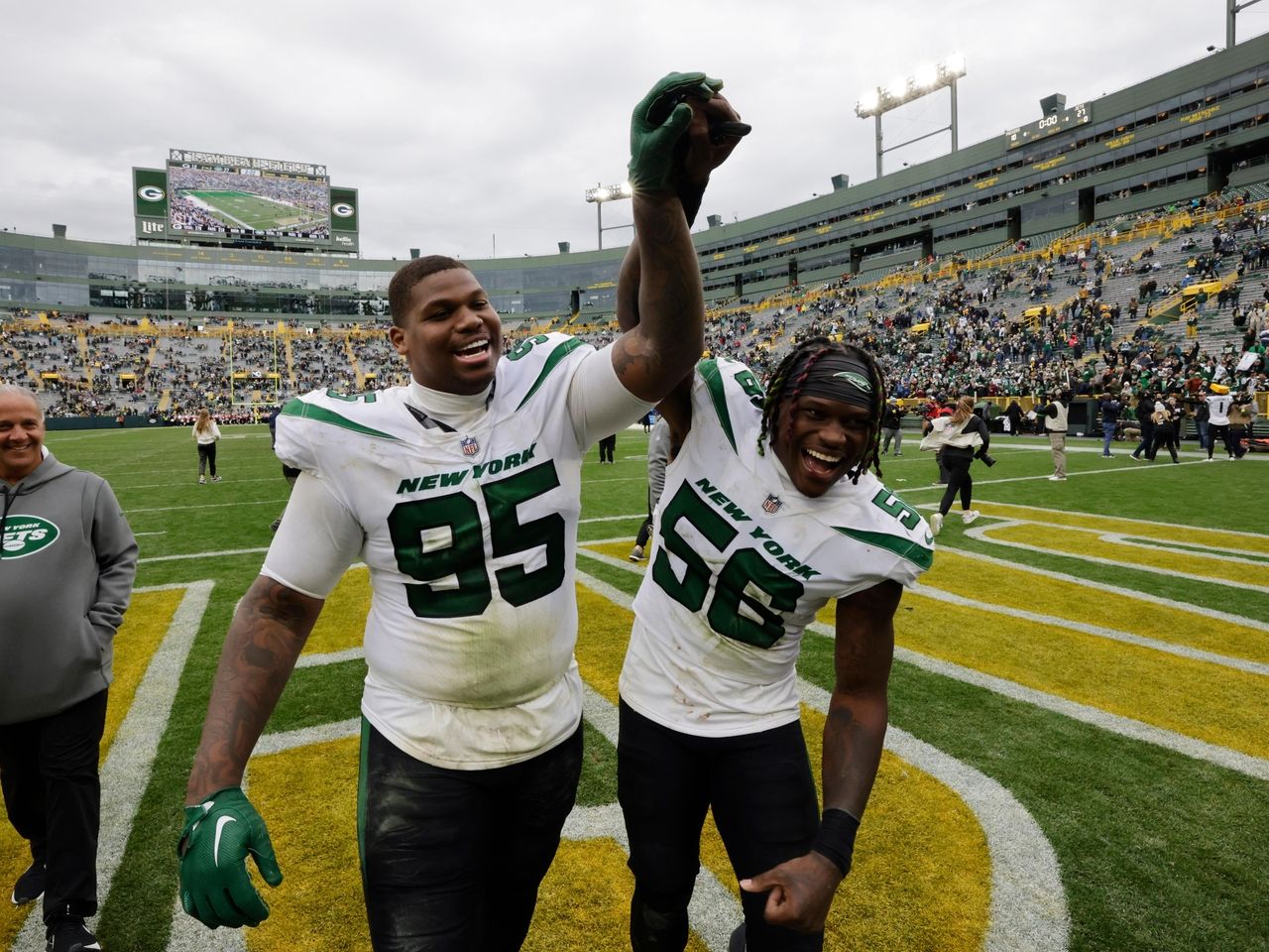 Highlights and Touchdowns: Jets 27-10 Packers in NFL Season