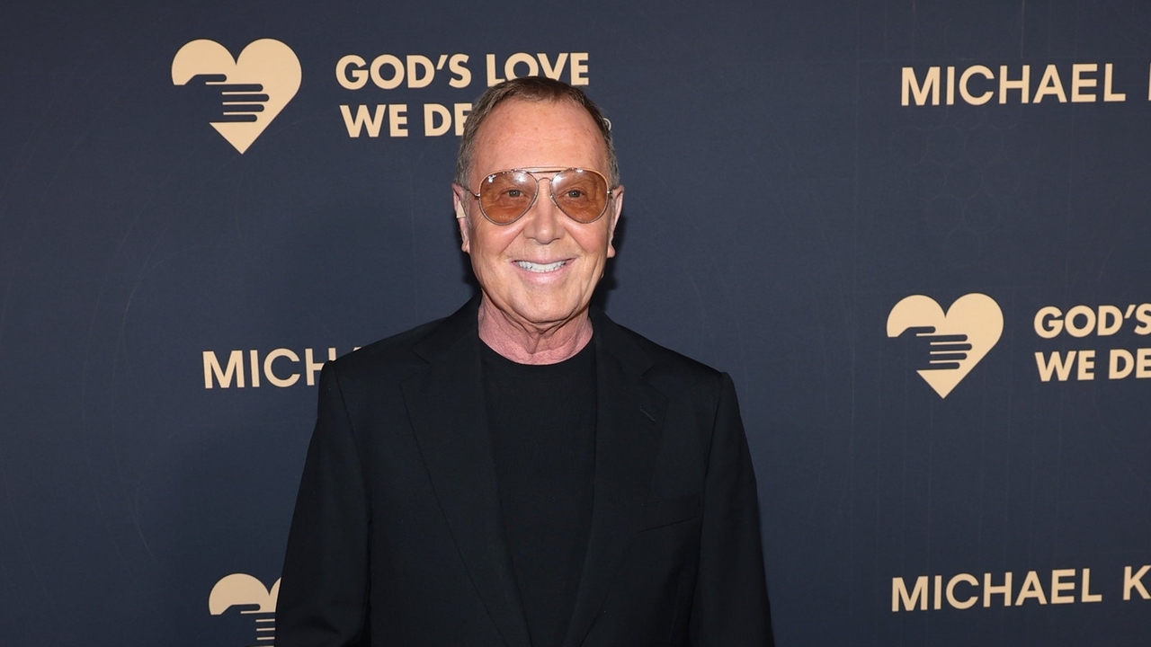 Michael Kors puts Fire Island property on market for $6.3 million