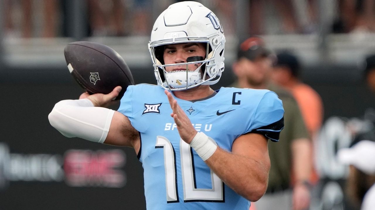 UCF hopes to keep bowl streak alive in season finale vs. Houston Newsday