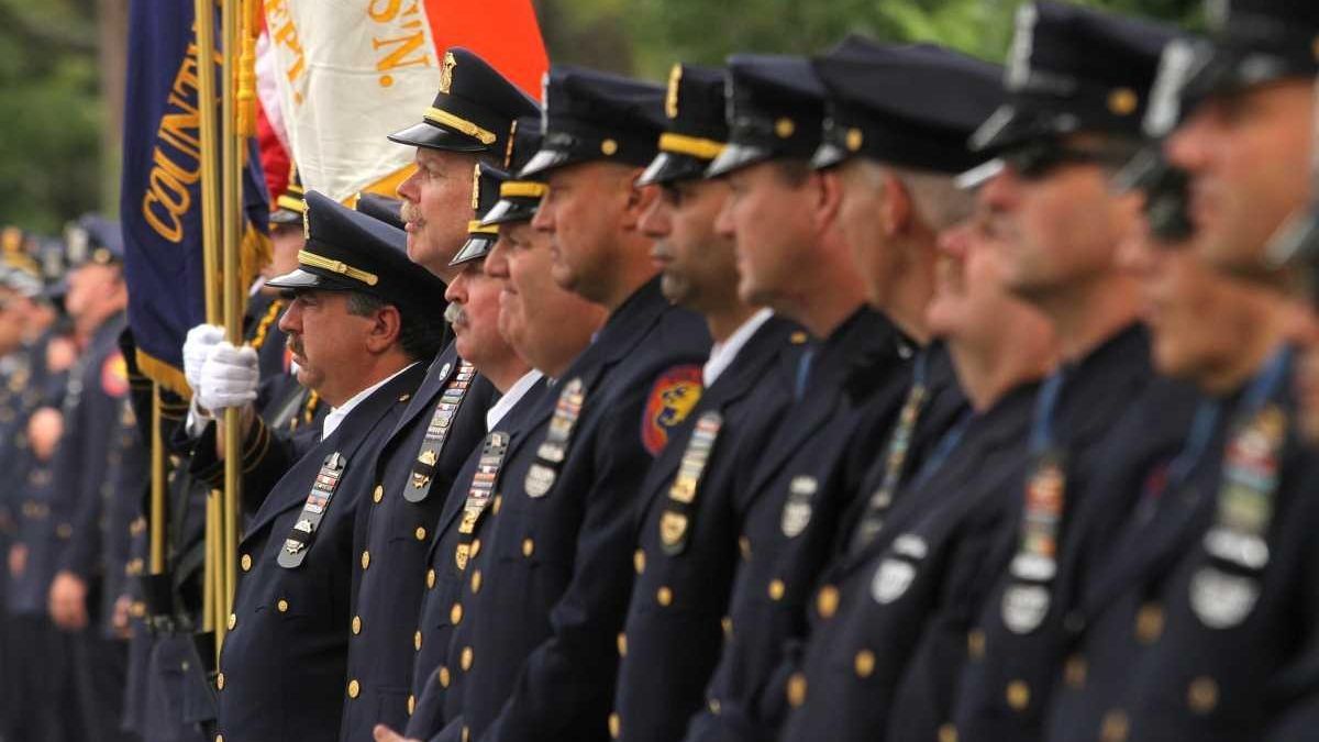 Nassau Officers To Be Honored Thursday Newsday 