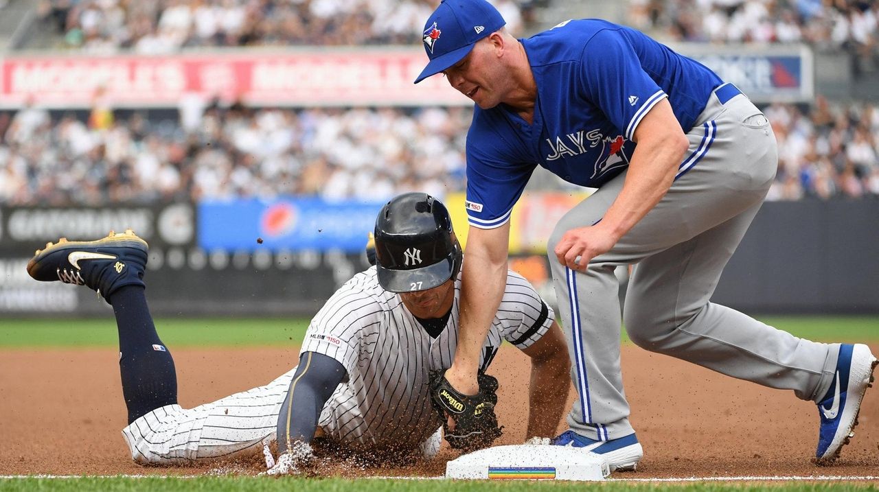 Giancarlo Stanton Has MRI After Injuring Right Knee - Newsday