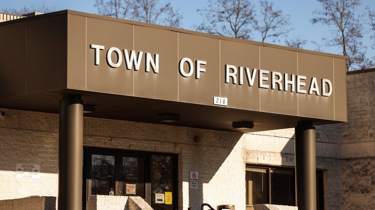 Riverhead declares state of emergency to keep asylum seekers out - Vimarsana News