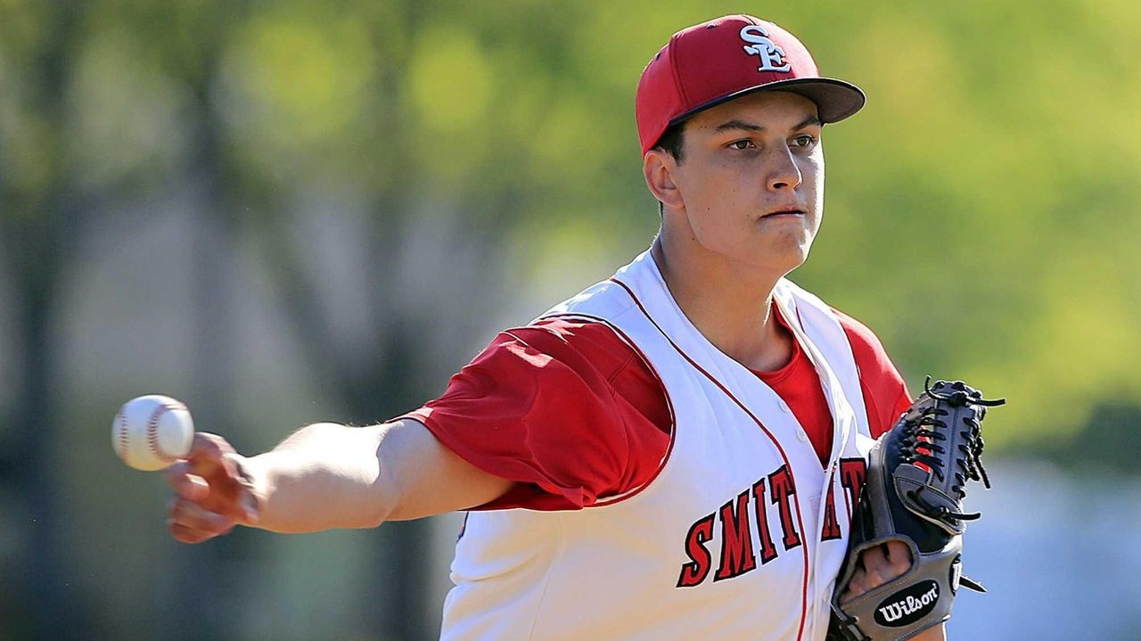 Enjoying 1800s-style baseball in Smithtown - Newsday