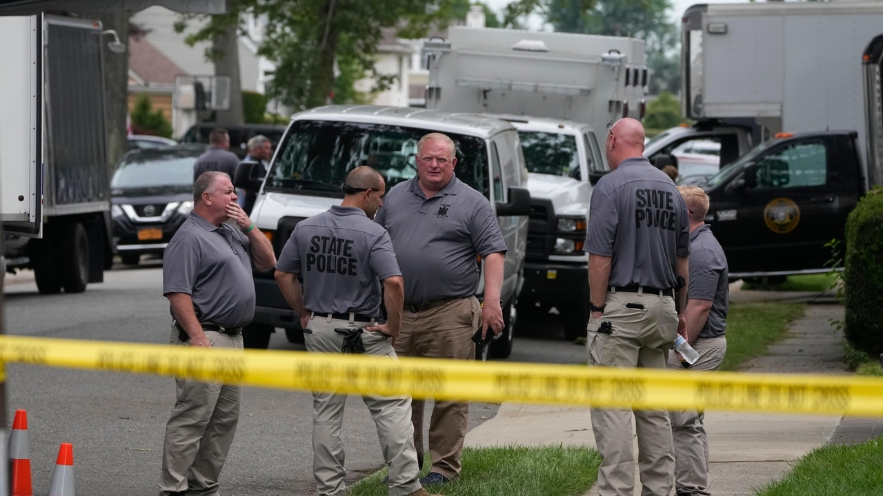 Views are varied over investigation of Gilgo slayings - Vimarsana News
