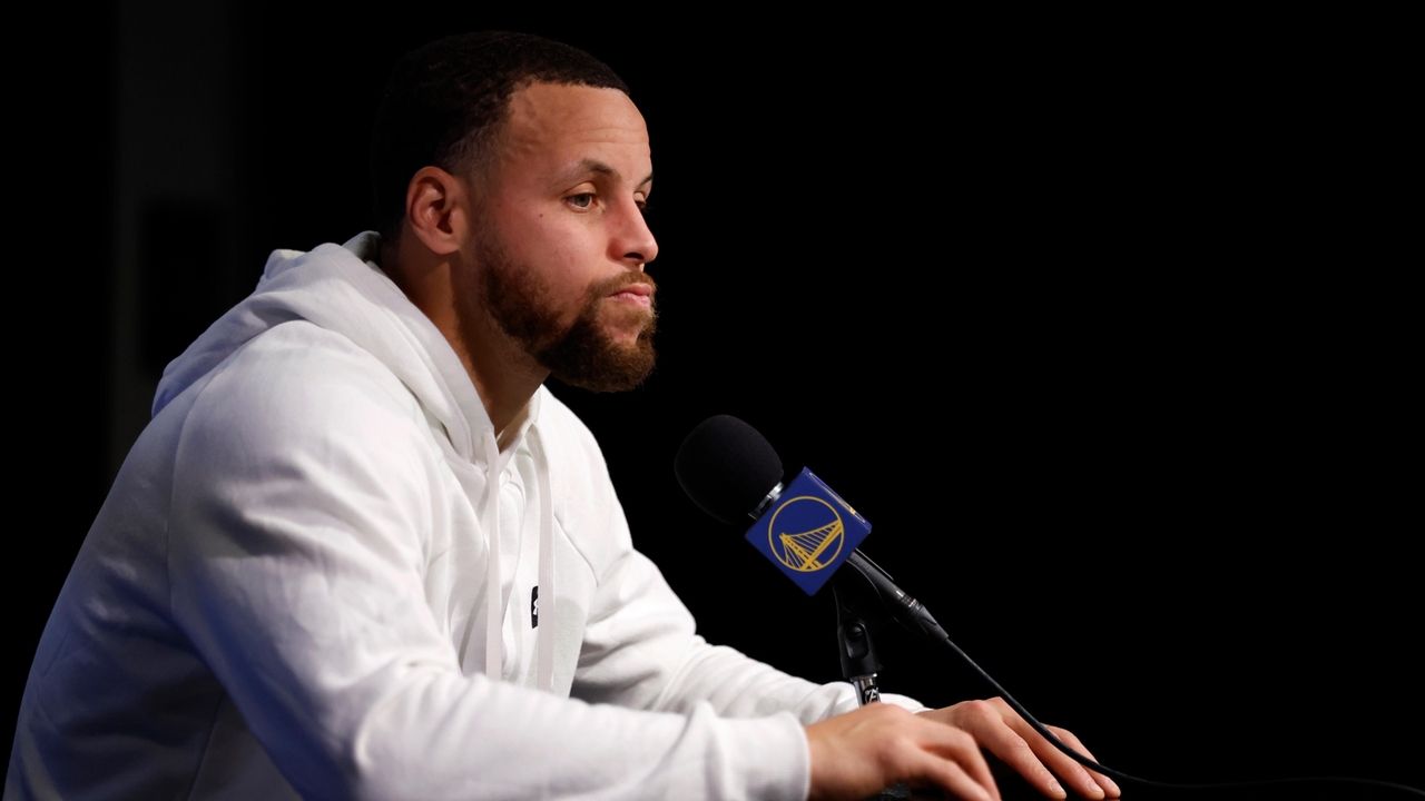 Stephen Curry hopes to return shortly after All-Star break - Newsday