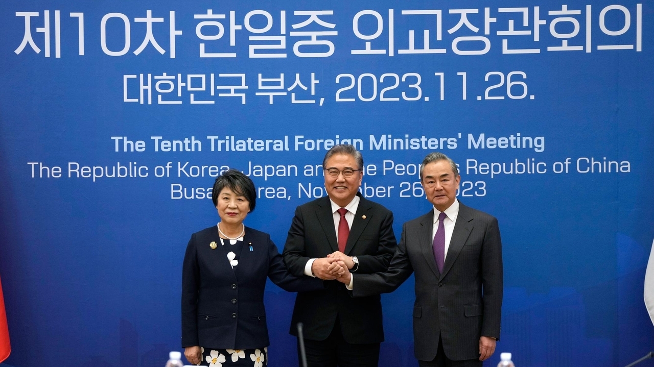 South Korea, Japan and China agree to resume trilateral leaders' summit ...