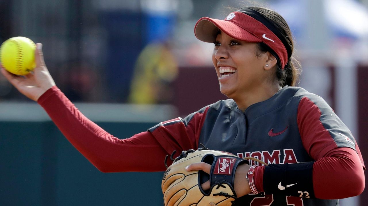 Oklahoma Softball Takes Division I Record 48-game Win Streak Into Women ...