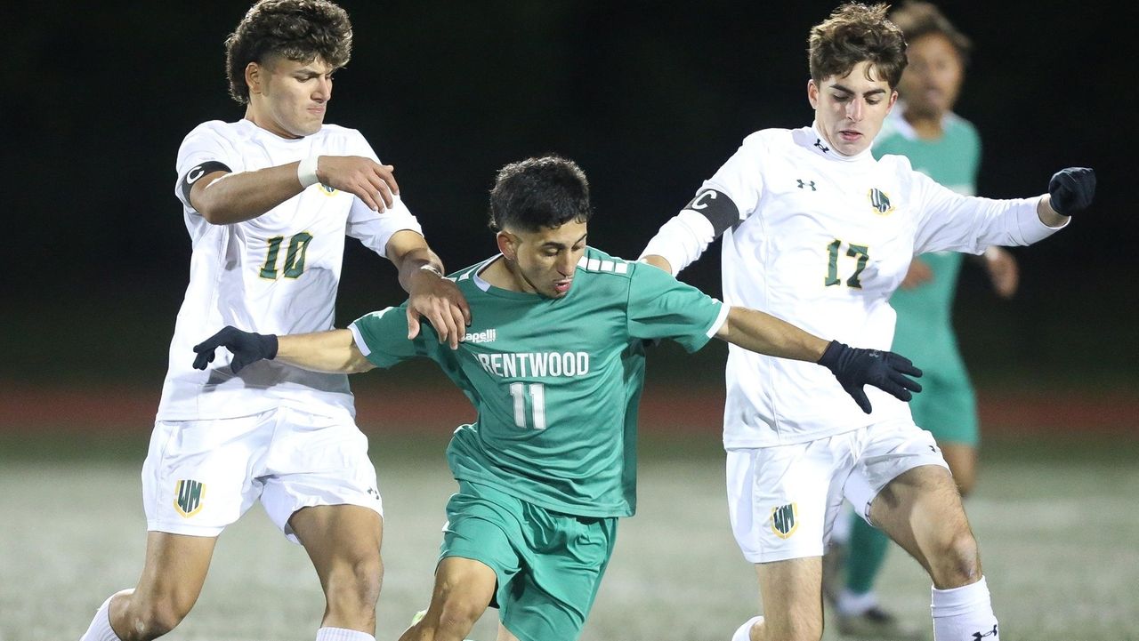 Photos: Brentwood Wins Suffolk AAA Boys Soccer Title - Newsday