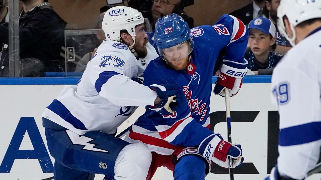 Lightning get Ryan McDonagh back, but lose Victor Hedman