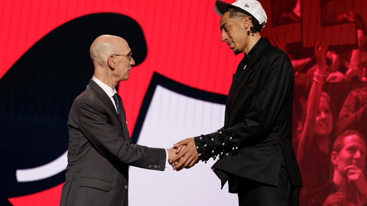 Bulls take 18-year-old Essengue at No. 12. Their Central rivals select ...
