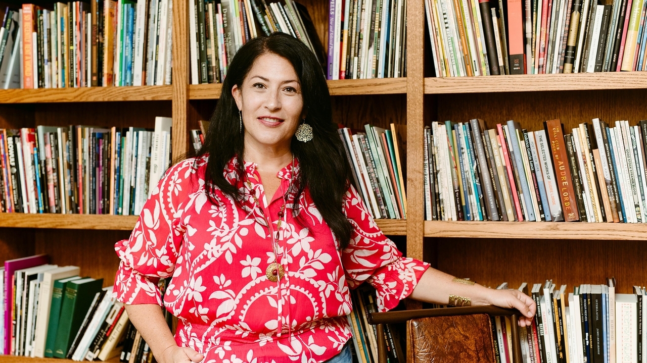 Meet this year's MacArthur 'genius grant' recipients, including a hula master and the poet laureate - Vimarsana News