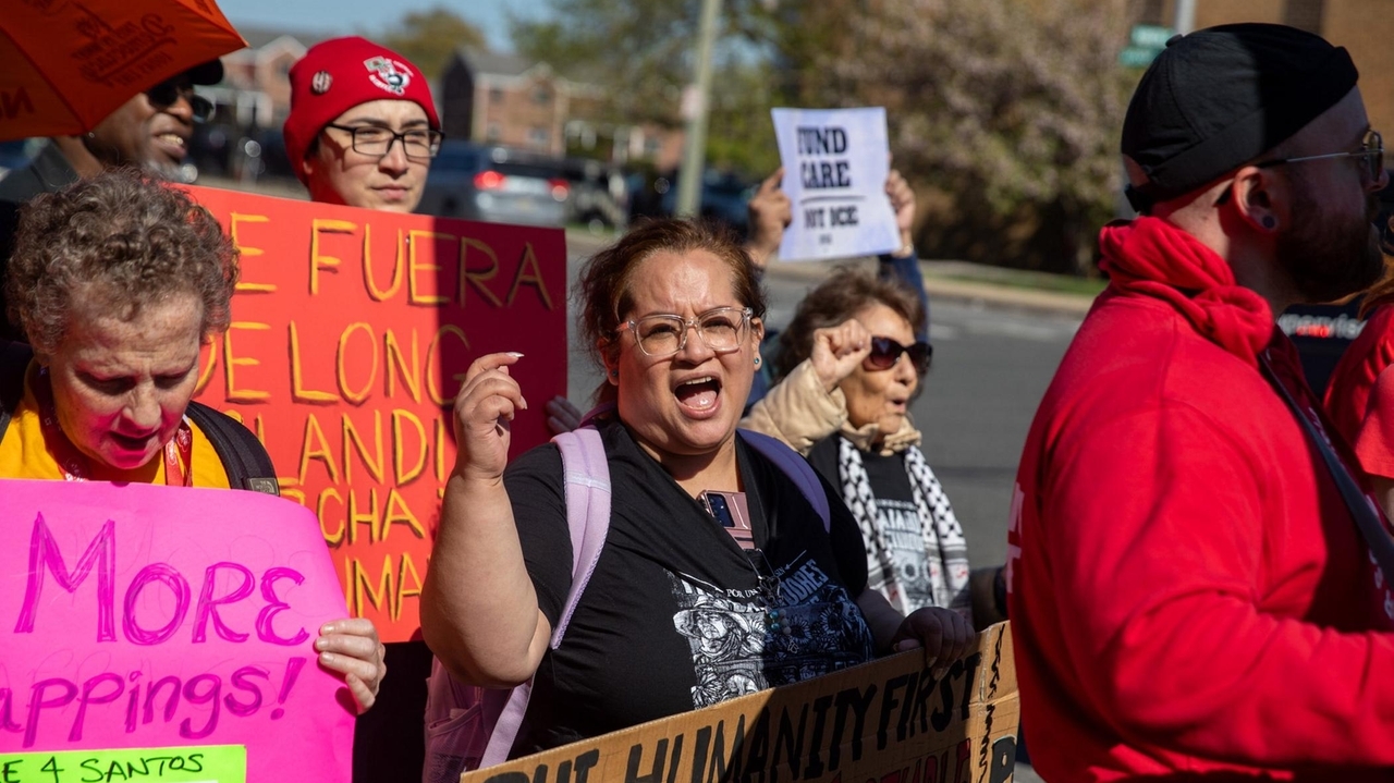 Anti-ICE rally brings out 250 in Hempstead, protesters saying the agency has damaged families, communities