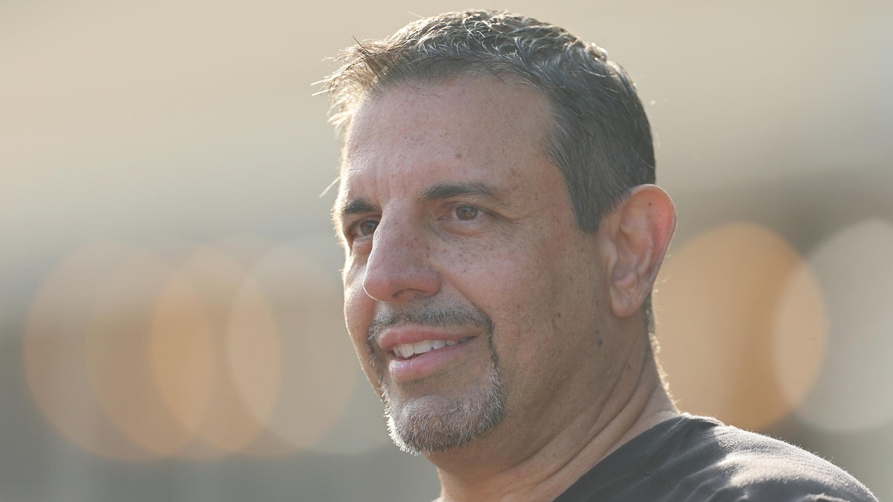 Billionaire Mike Repole asks St. John's fans to chip in, too