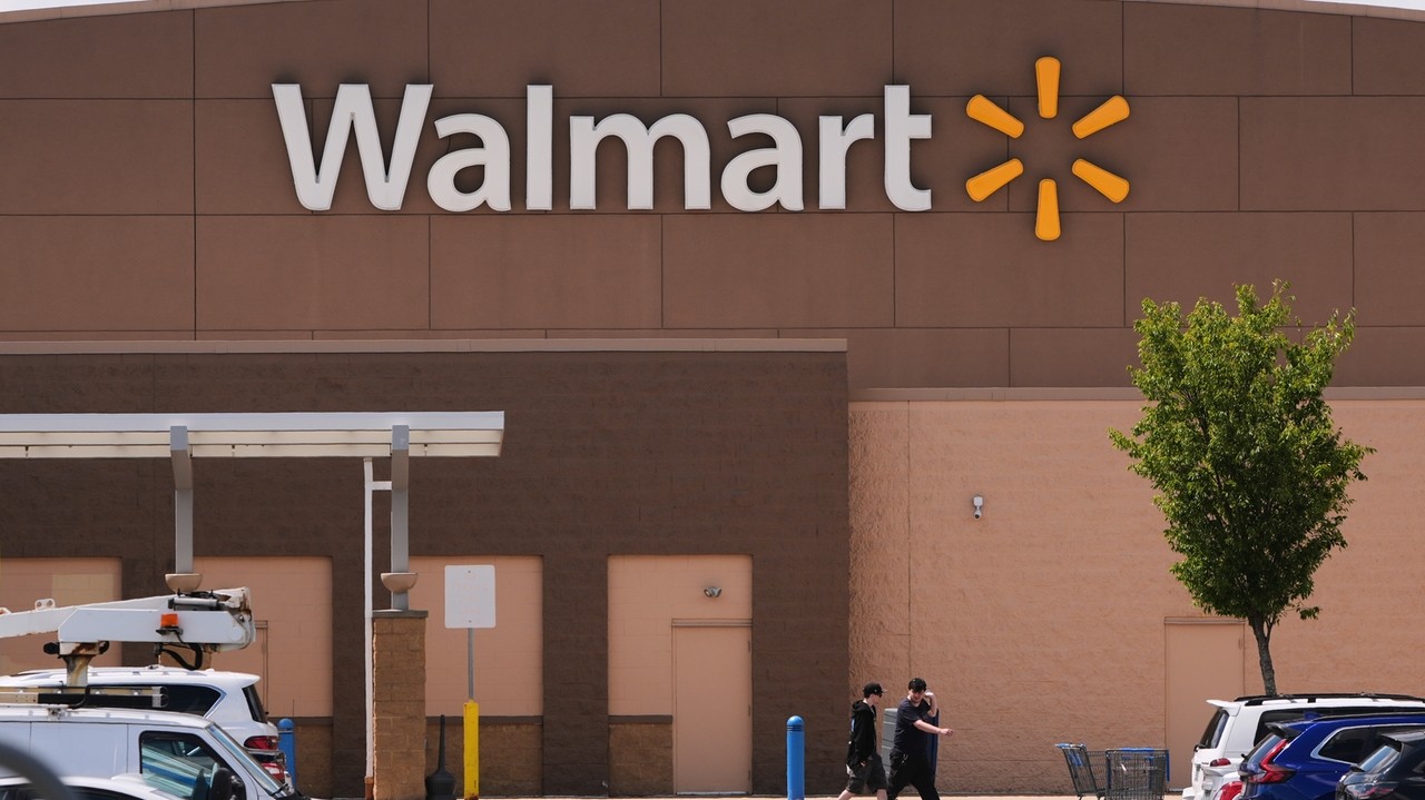 OpenAI partners with Walmart to let users buy products in ChatGPT ...