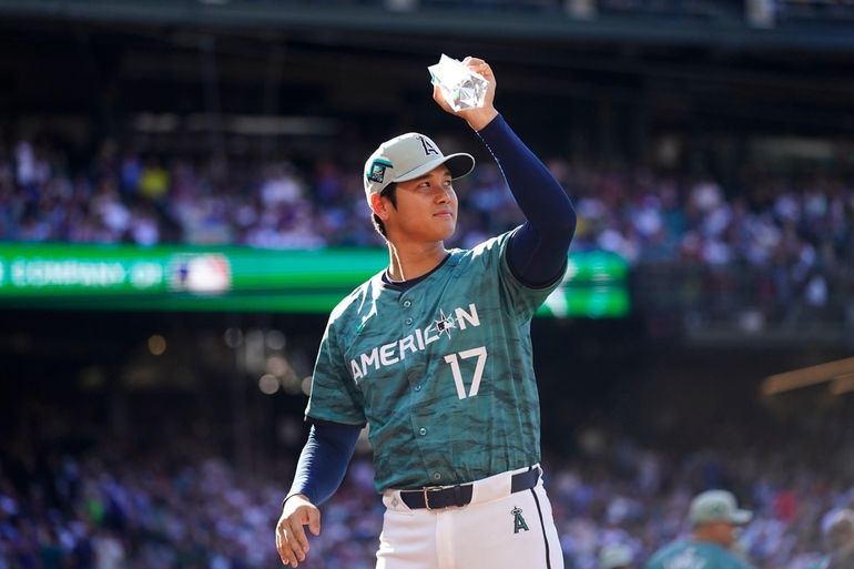 Mariners Ohtani jersey spotted at the All Star game. : r/Mariners