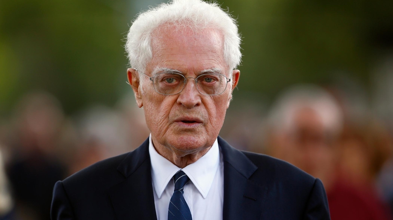 French ex-Prime Minister Lionel Jospin, architect of the 35-hour week, dies at 88
