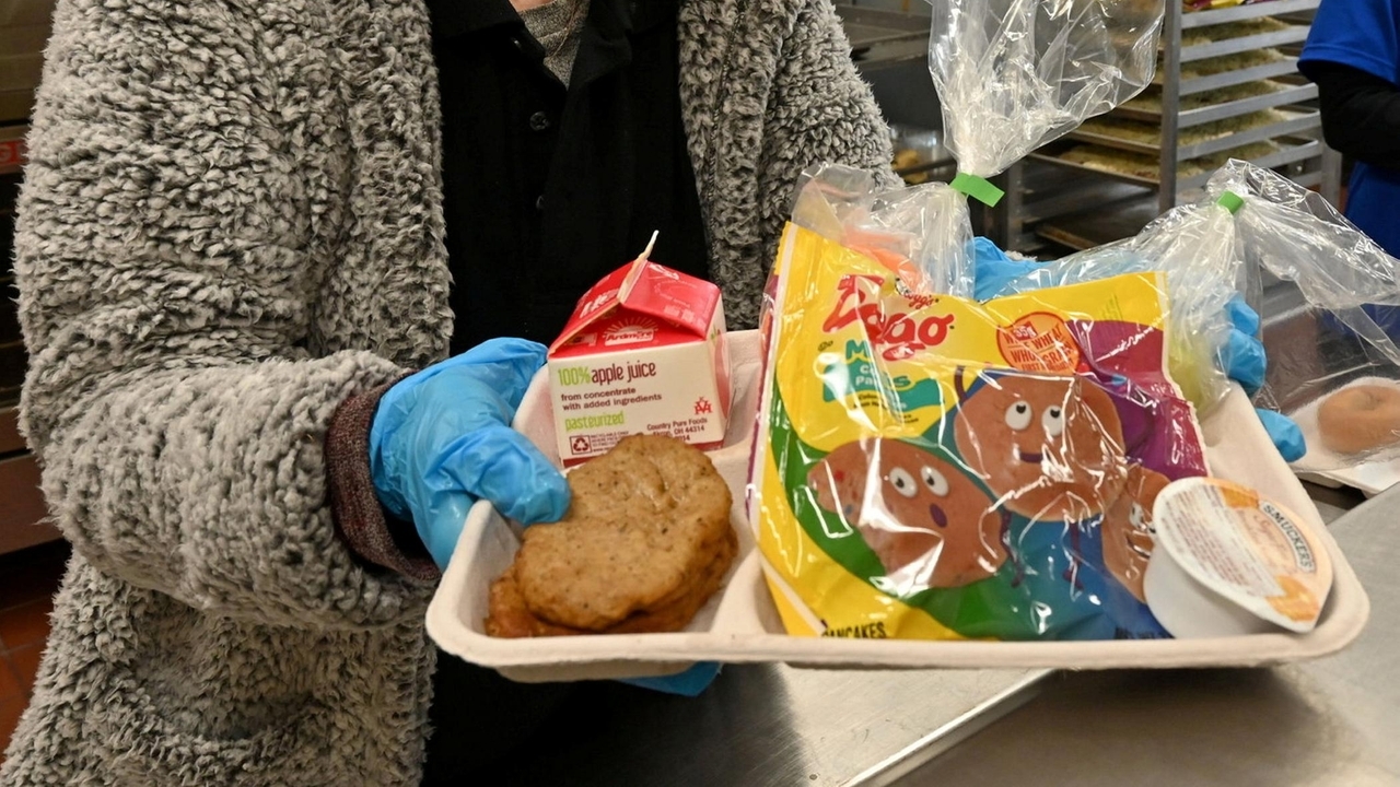 Free school meals: Gov. Kathy Hochul to propose expansion for all New ...