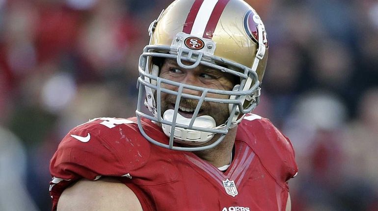 49ers' Justin Smith calls it quits after stellar 14-year career