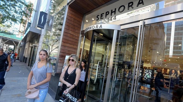 Sephora, a chain that included this Manhattan store in 2017, will open...