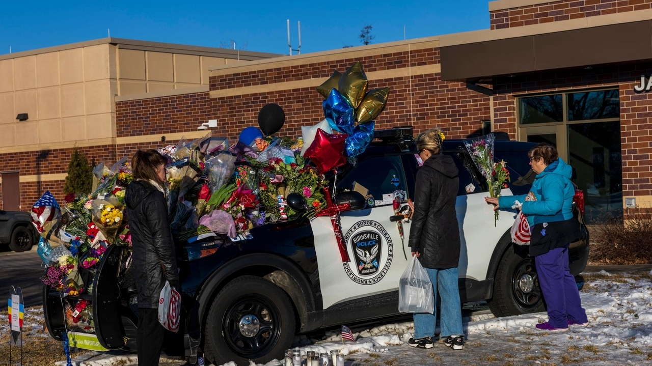 Three slain Minnesota first responders remembered for their commitment to service - Vimarsana News