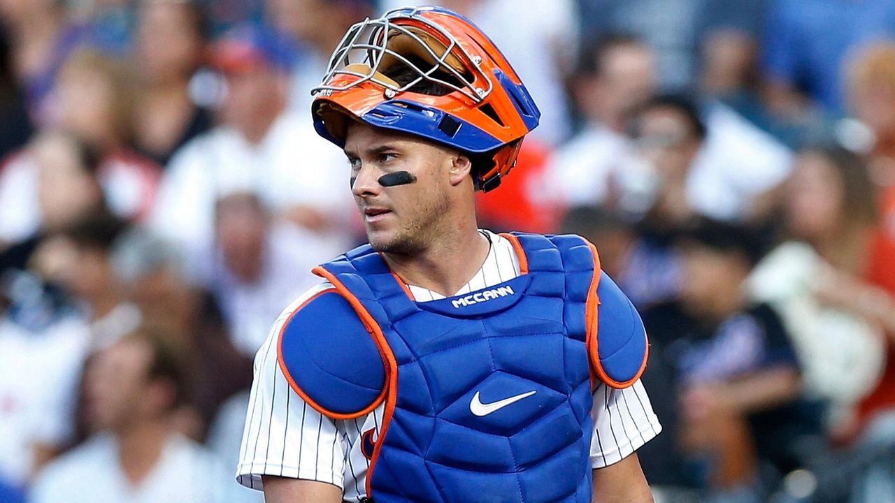 Ex-Mets catcher James McCann embraces new role with Orioles 