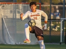 Carey holds on against Long Beach in prep for playoffs