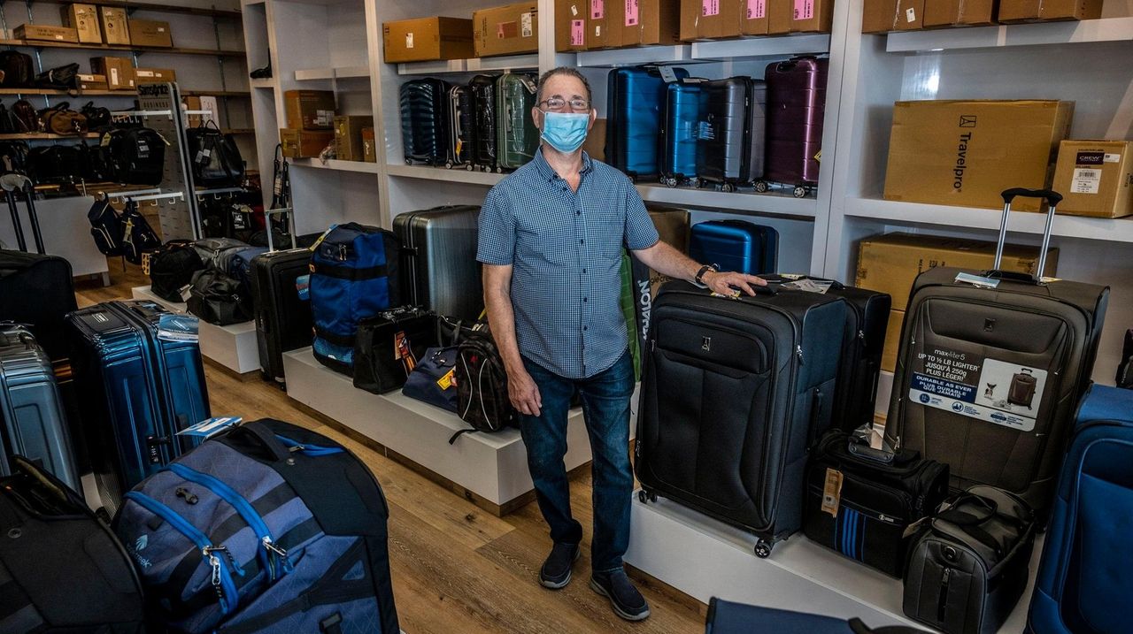 TUMI Luggage Store  Pittsburgh in Pittsburgh, PA