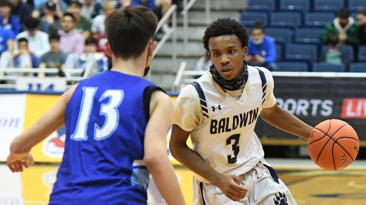 Photos: Baldwin Vs. Port Washington Boys Hoops - Newsday