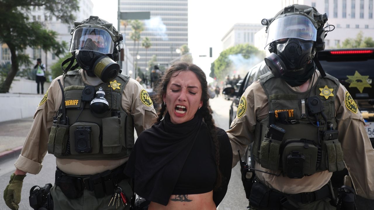 What to know about debate over protesters and ICE agents wearing masks amid immigration crackdowns