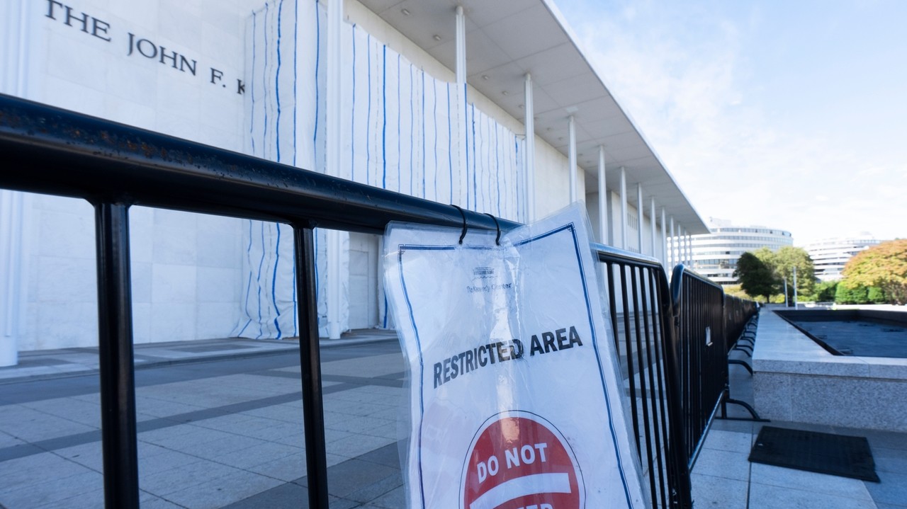 Kennedy Center put off planned repairs despite known structural issues ...