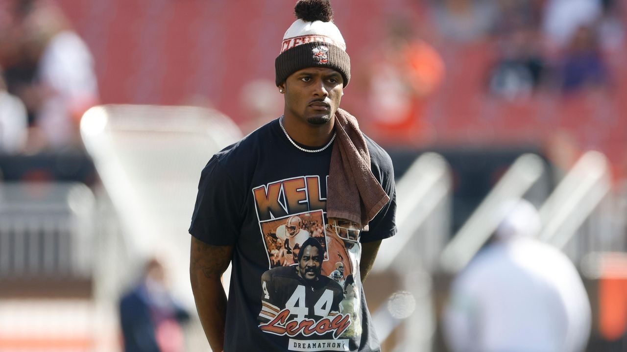 Browns QB Deshaun Watson sitting out with shoulder injury; rookie  Thompson-Robinson starts vs Ravens –