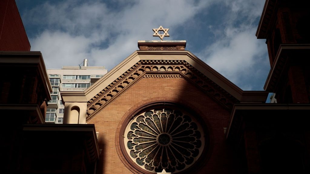 Nassau moves to limit protests at places of religious worship