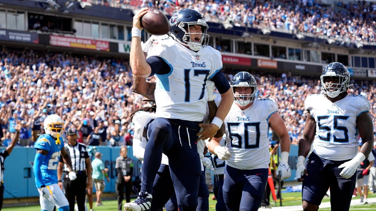 Tannehill, Titans drop Raiders to 0-3