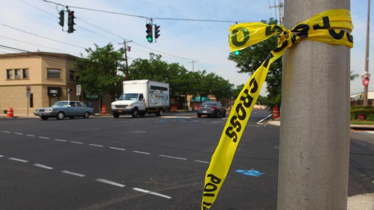 Hempstead Turnpike 16 deadly miles Newsday