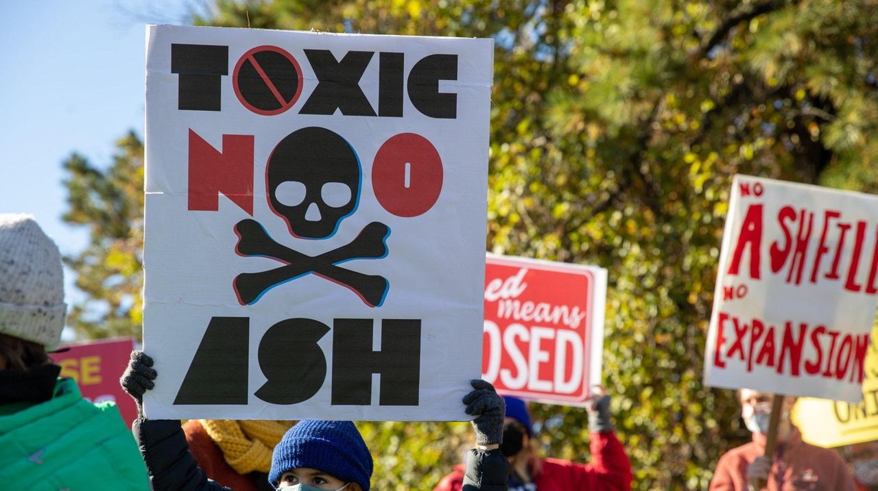 Brookhaven dumps plan to build ashfill to collect burned trash Newsday