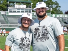 Giving back to community: NFL's Laube, Goncalves are happy campers