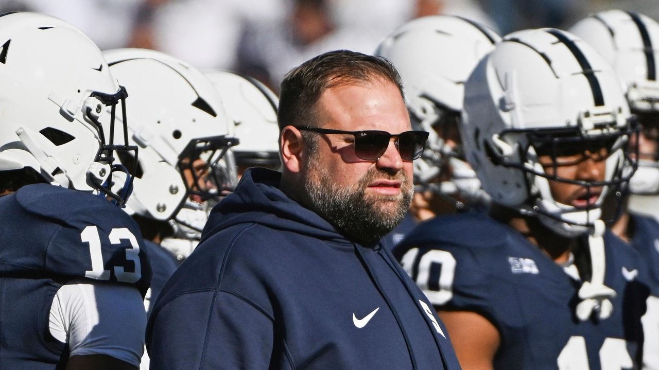 Kotelnicki returns to Kansas as associate head coach after stint as Penn State offensive coordinator