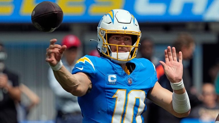 Tennessee Titans, Los Angeles Chargers both looking to avoid starting 0-2 -  Newsday